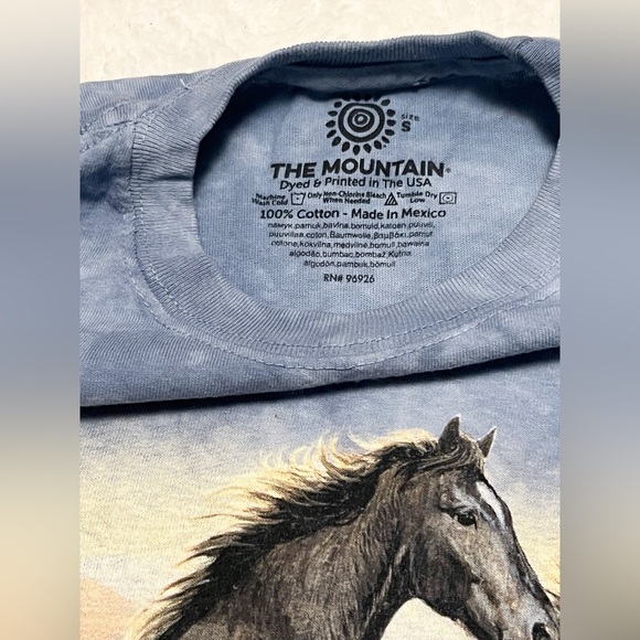 Men’s The Mountain Small Running Free Classic Cotton Graphic Tee - Picture 6 of 7